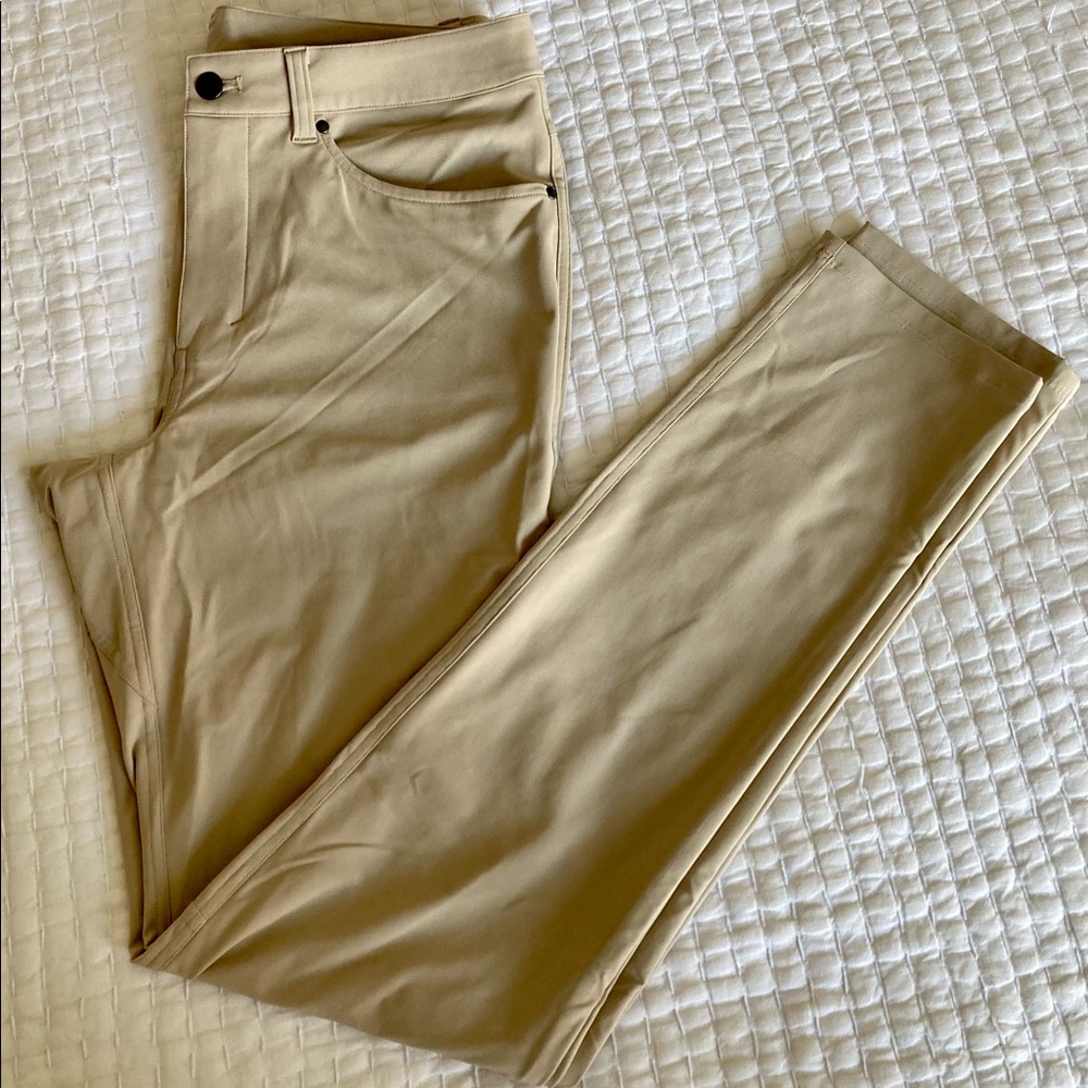 Lululemon ABC Slim-Fit Pant 32 Tall. New and in Perfect Condition